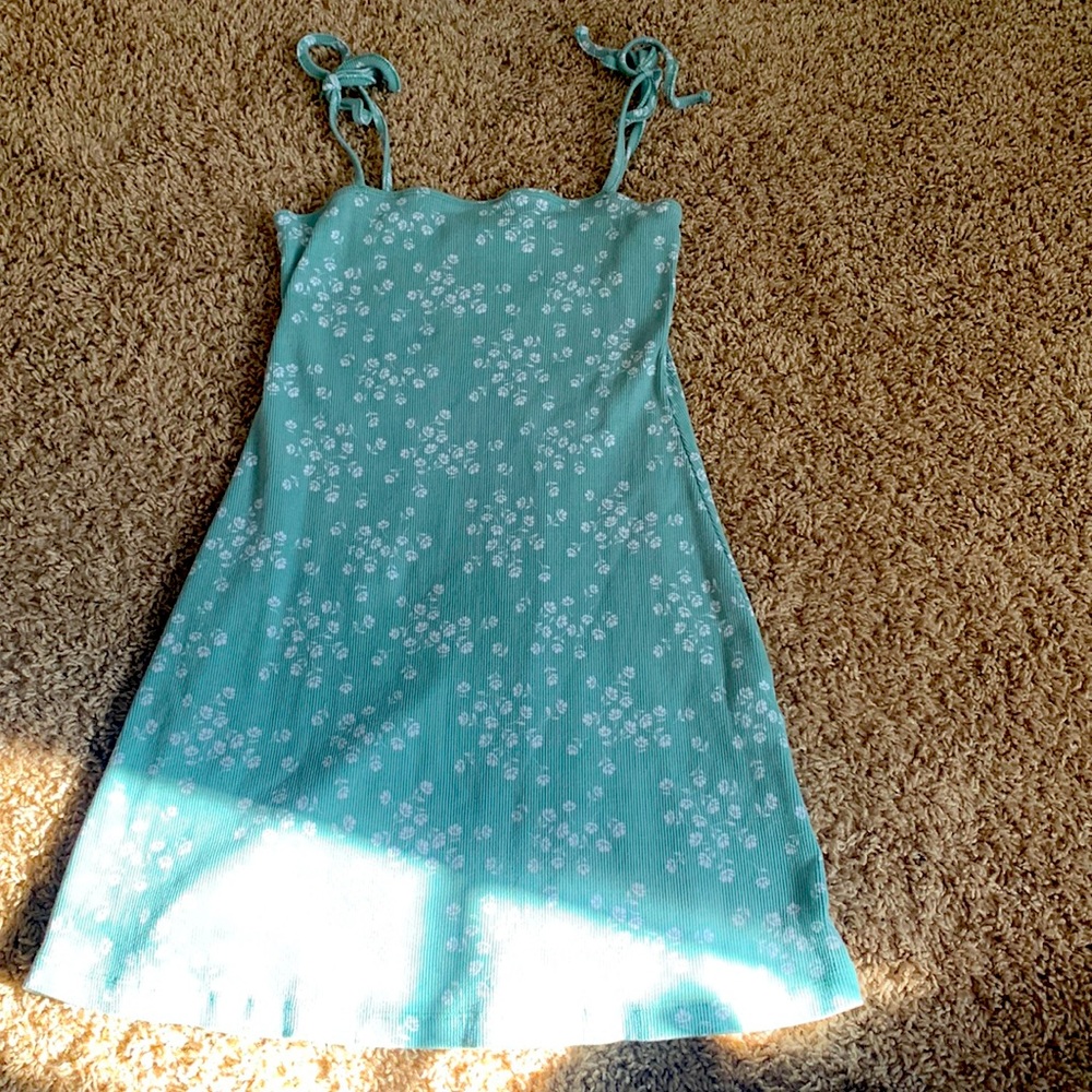 Short dainty sea foam green dress